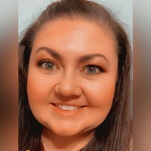 Meet your Posher, Kelli